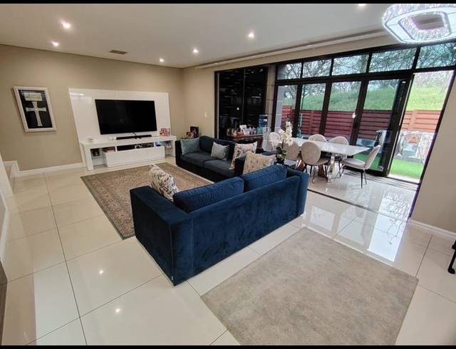 3 BEDROOM HOUSE FOR SALE IN IZINGA